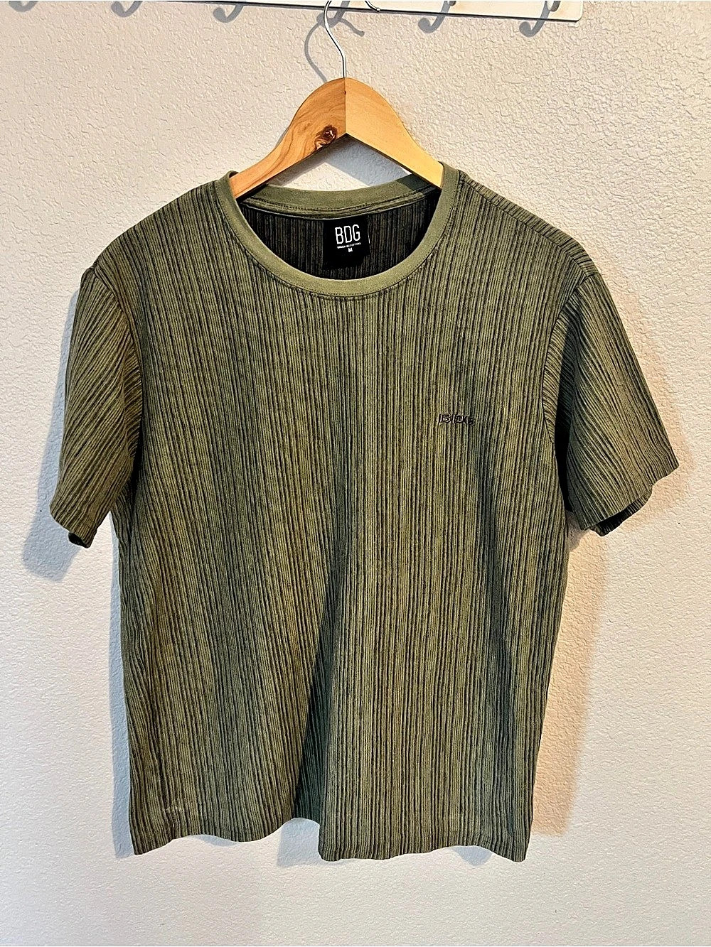BDG Men's Cotton Ribbed Tee in Green Size Medium